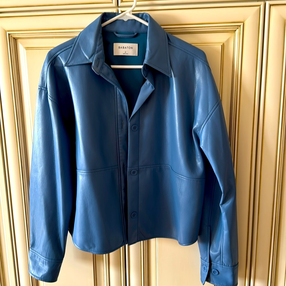 Aritzia , Babaton top, size S. Like brand new